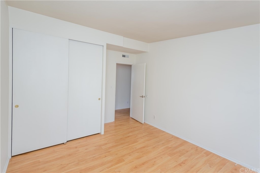 418 E Oceanfront - Photo 18