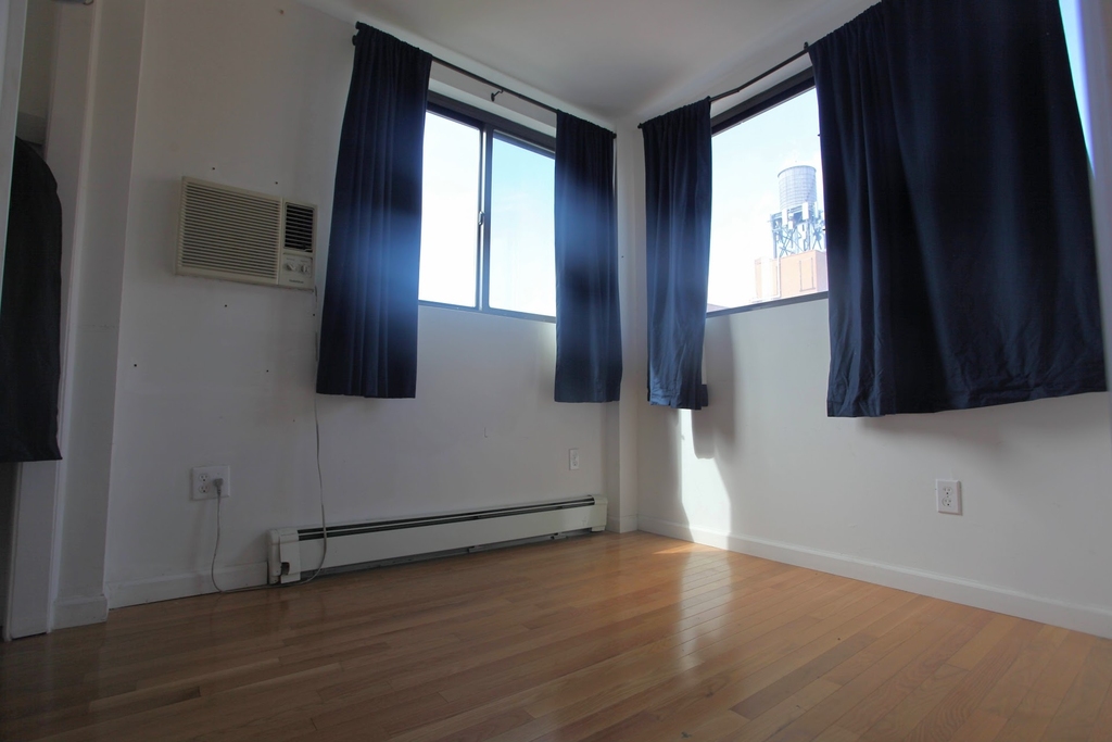 259 Elizabeth Street - Photo 9