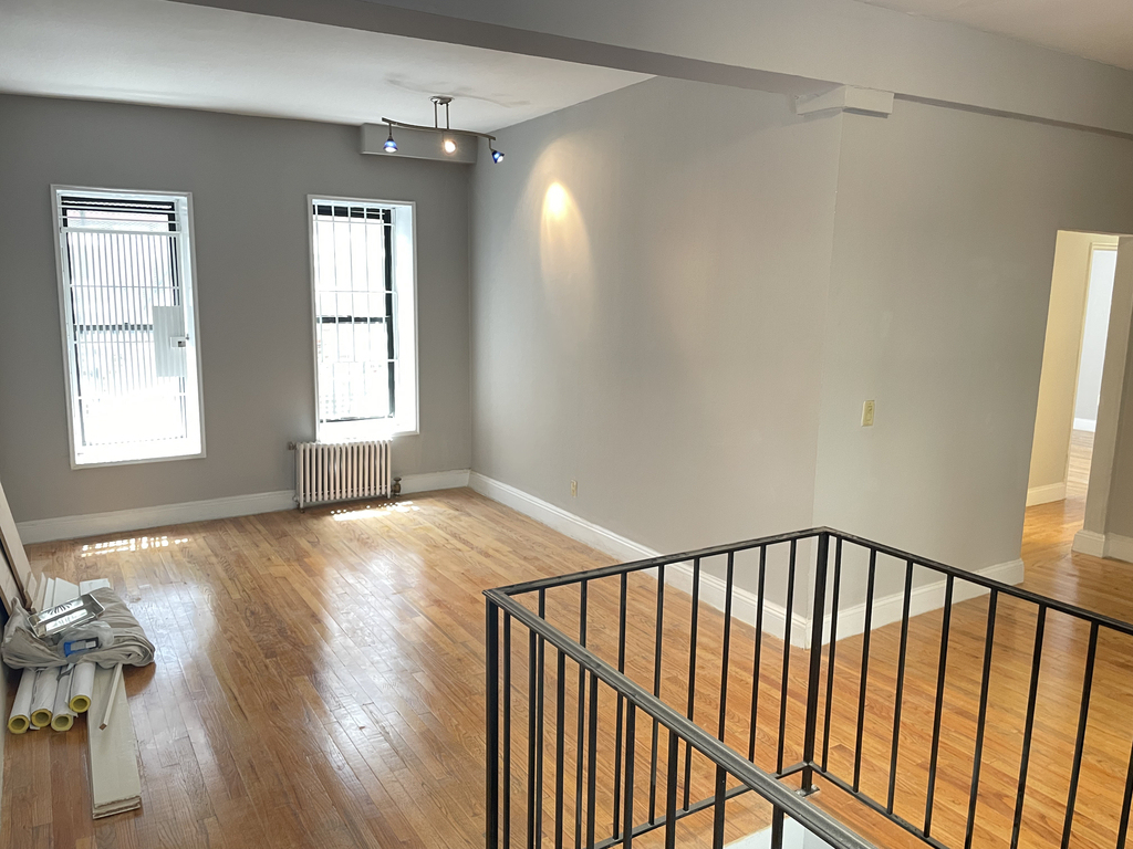 330 East 100th Street - Photo 1