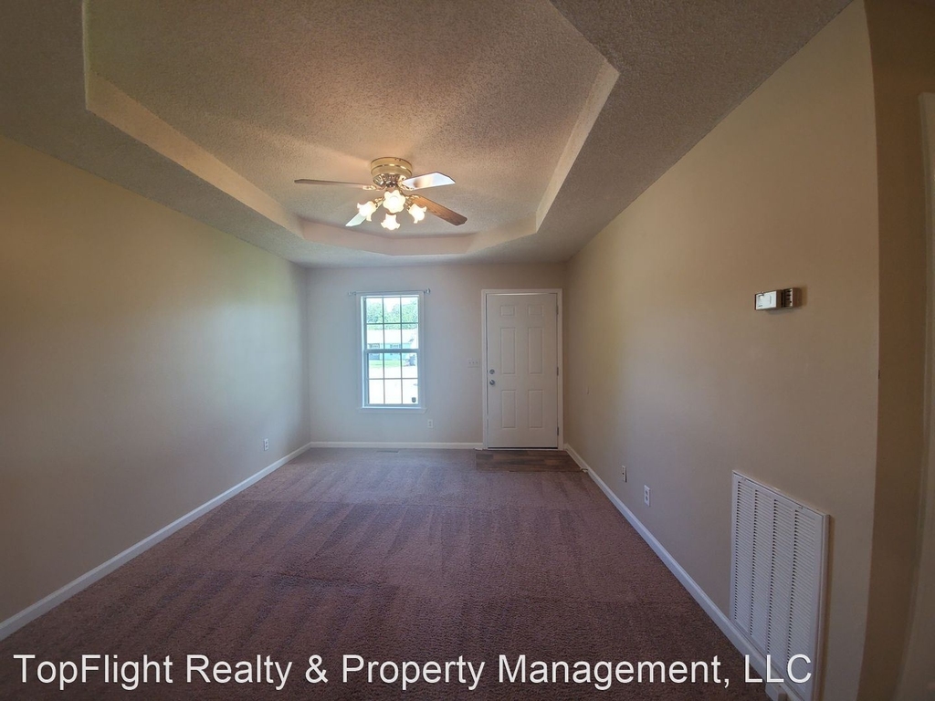 410 Eddy Street - Photo 2