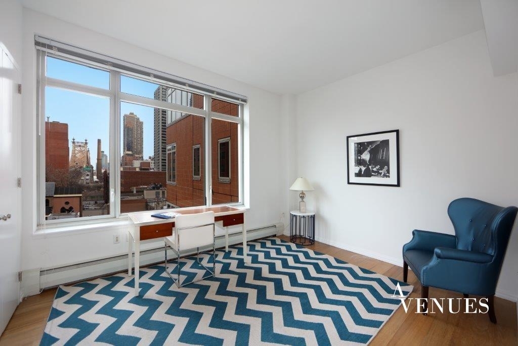 205 East 59th Street - Photo 5