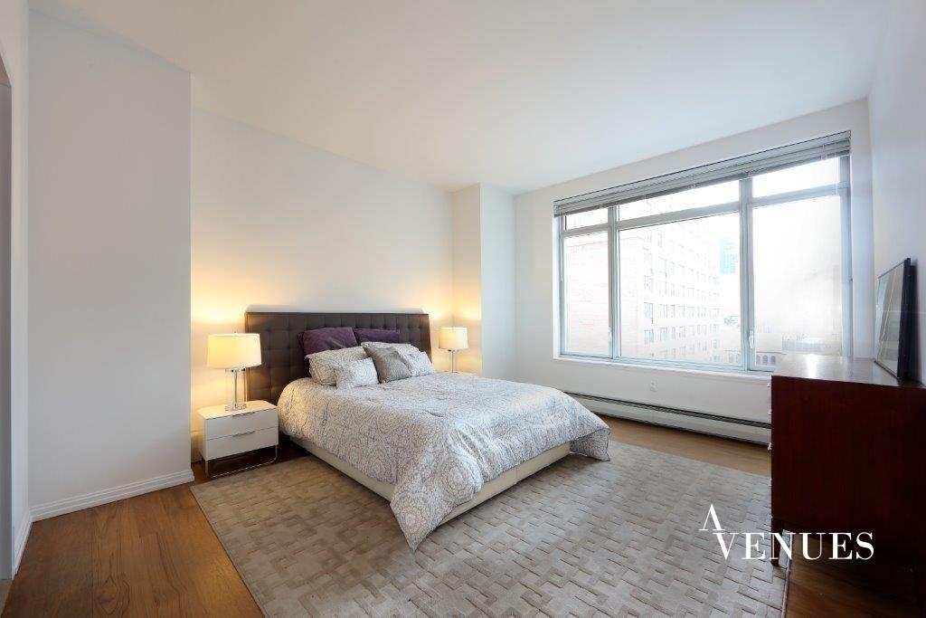 205 East 59th Street - Photo 3