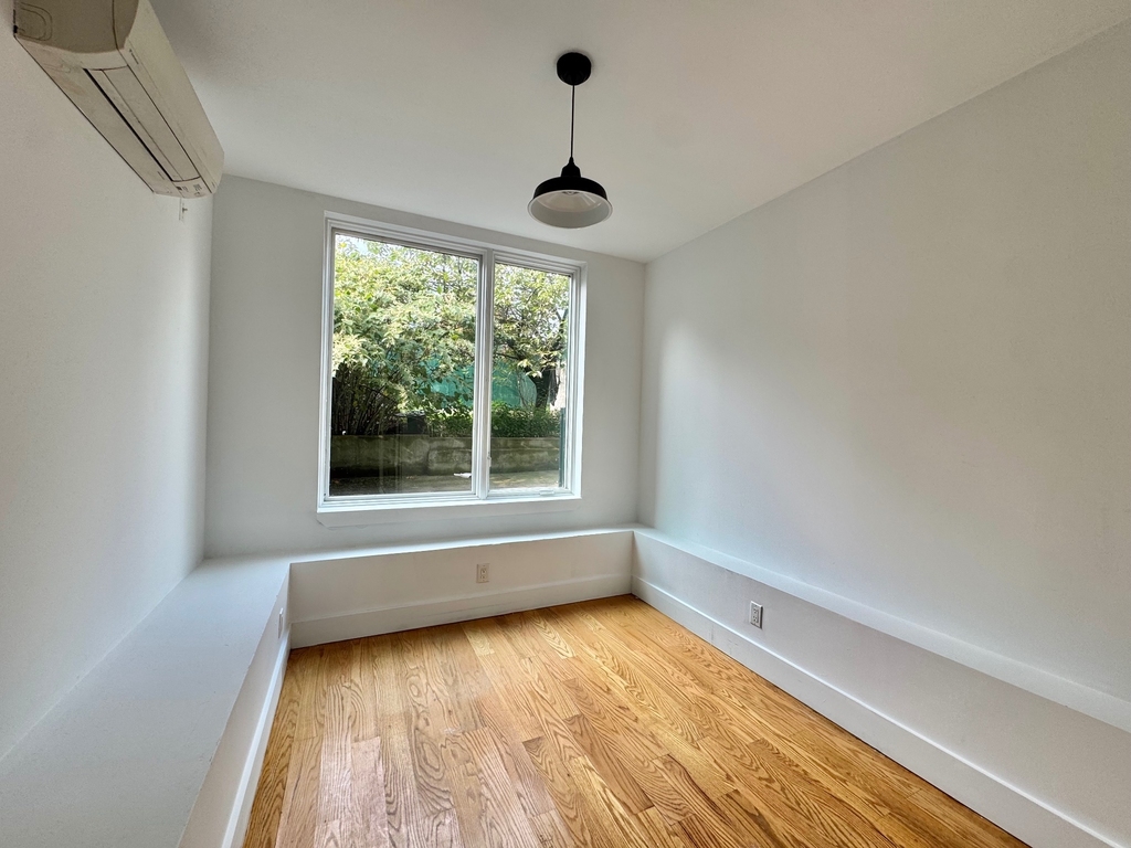 189 Johnson Avenue - Photo 3