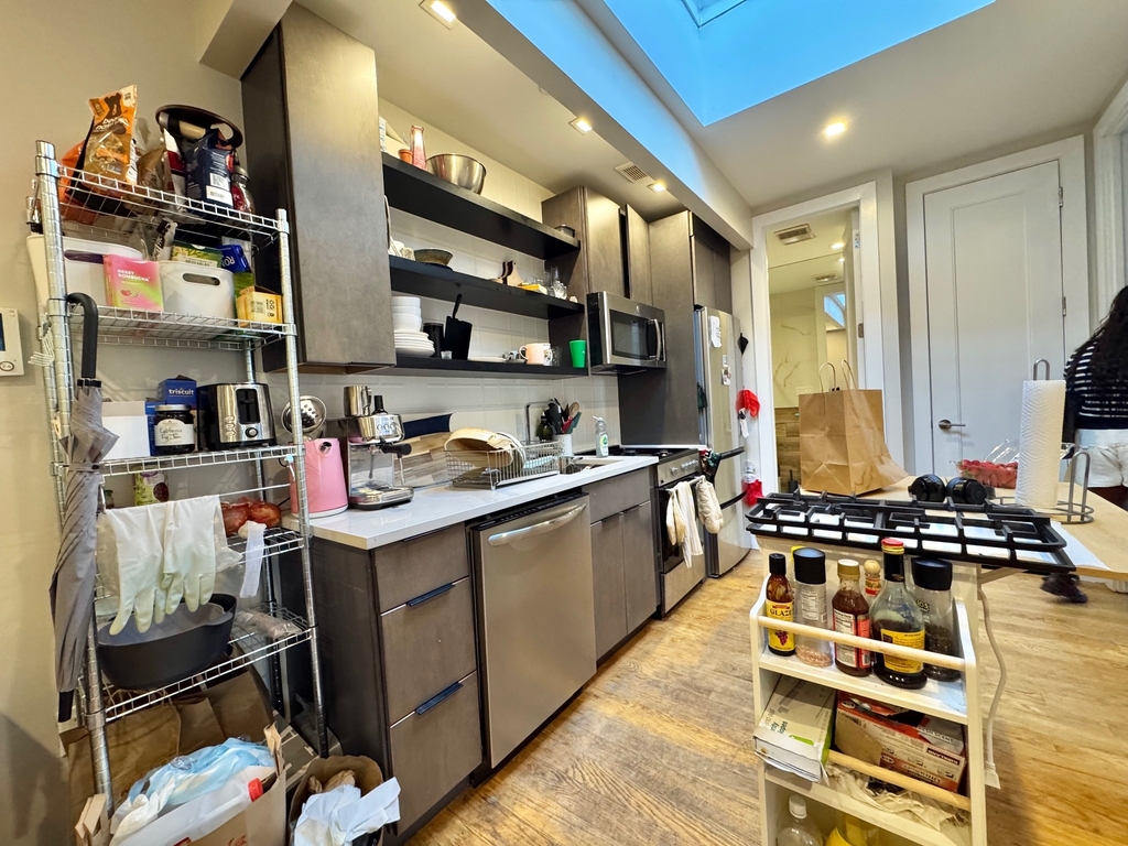 189 Johnson Avenue - Photo 2