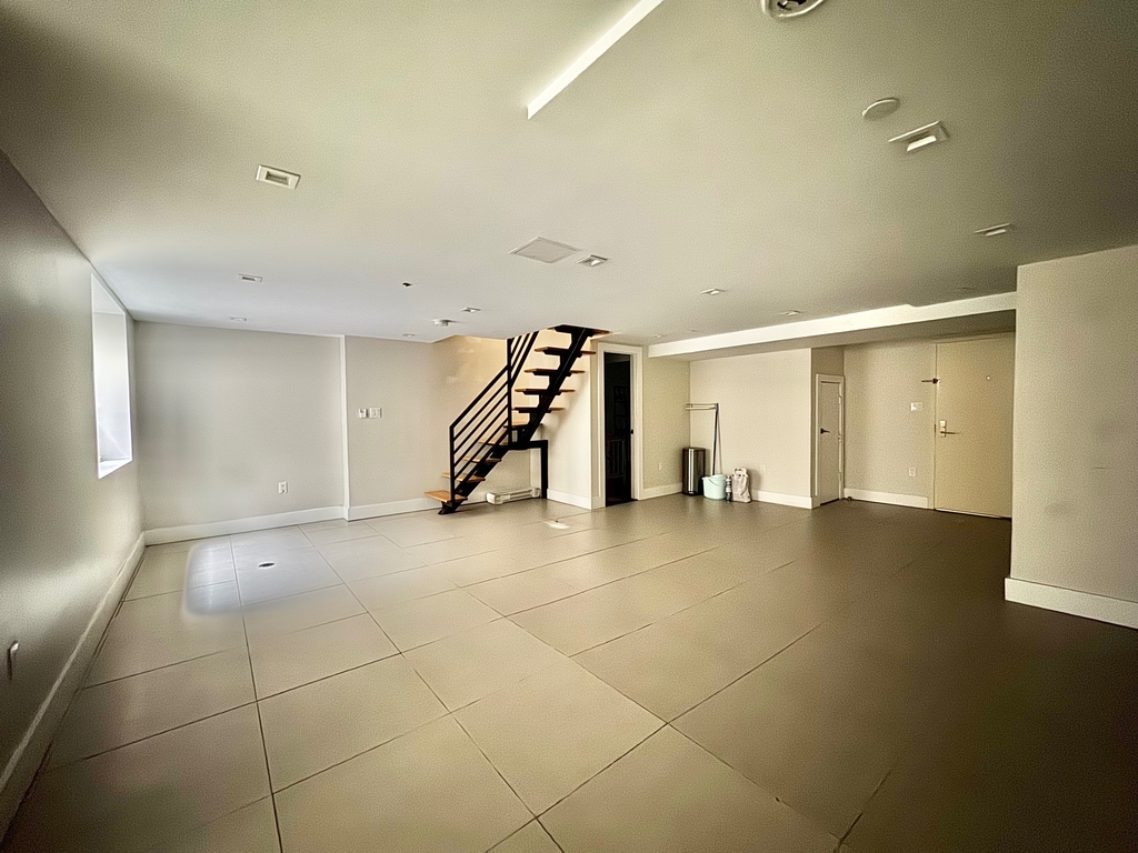 189 Johnson Avenue - Photo 7