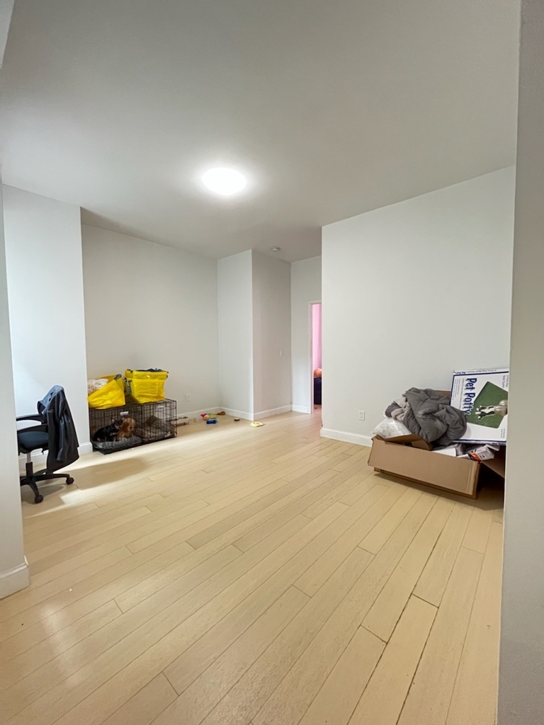 1264 Lexington Avenue - Photo 2