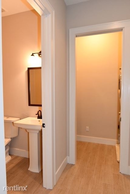 729 South Mills Avenue - Photo 6