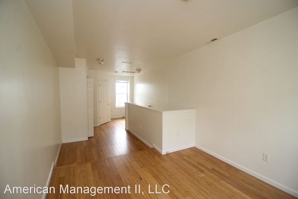 127 N Port St - Photo 9