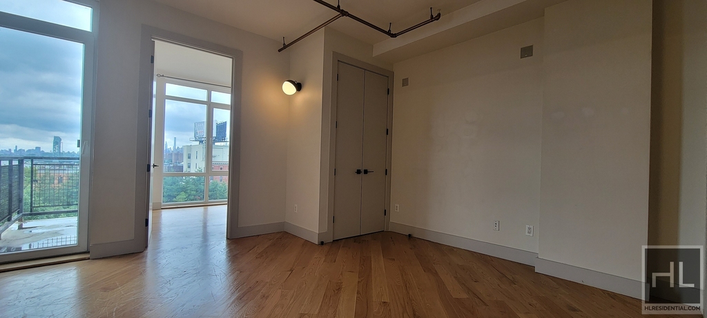 417 East 135 Street - Photo 3