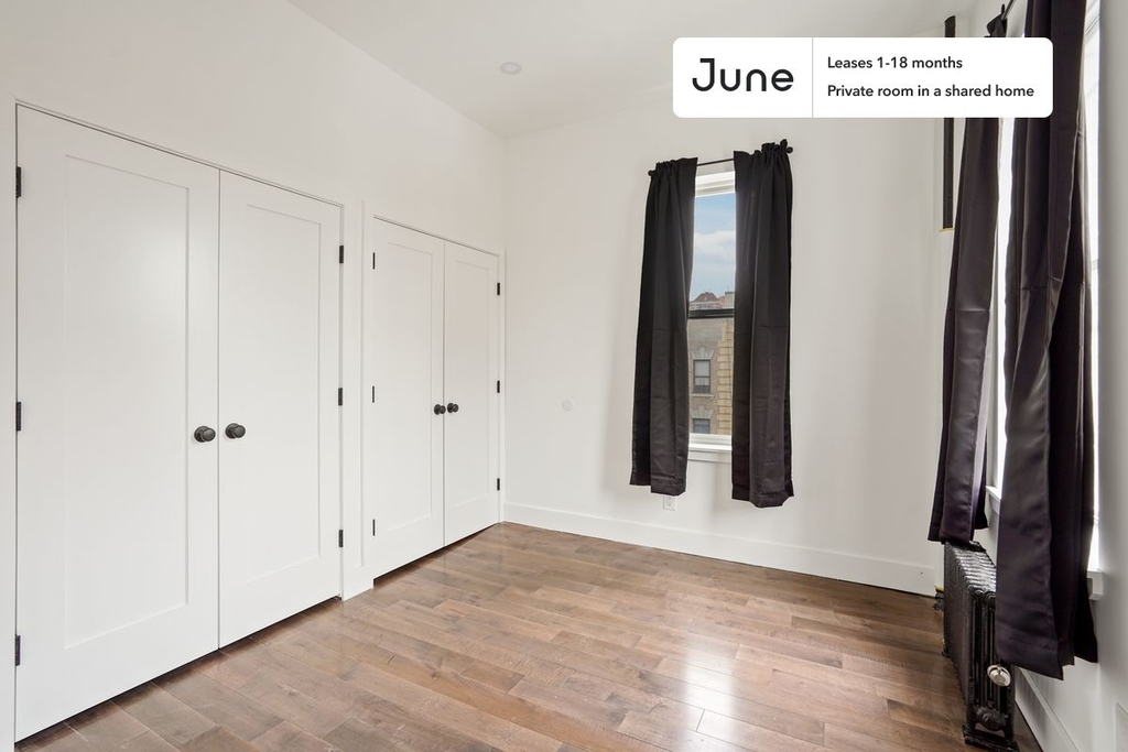 1290 Nostrand Avenue - Photo 2