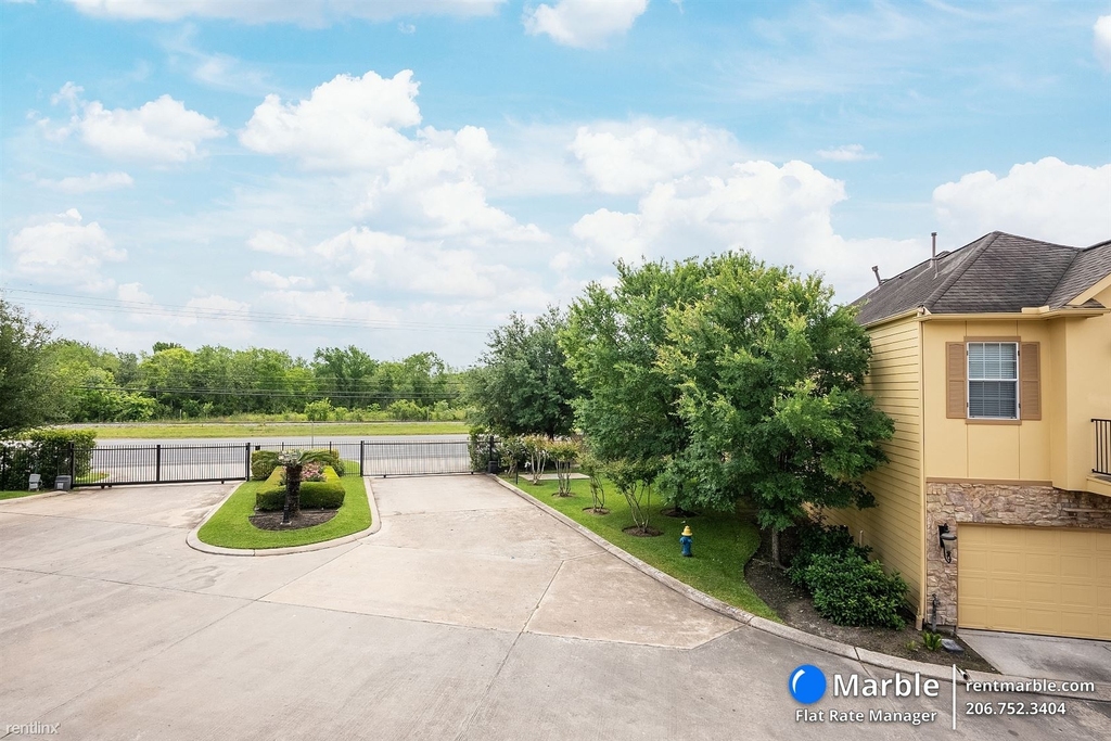 10812 Almeda Rd - Photo 49