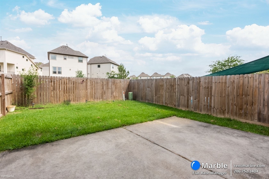 10812 Almeda Rd - Photo 54