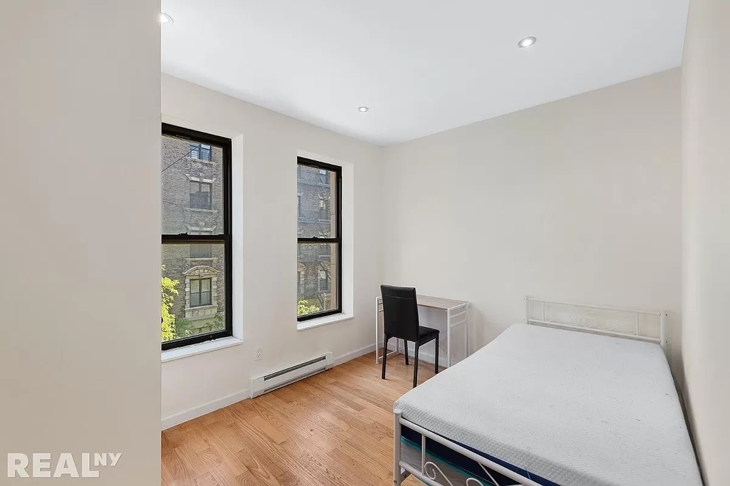 8 West 108th Street - Photo 5