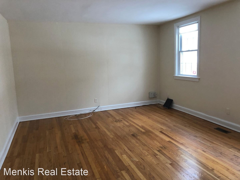 7200 Trescott Ave. - Photo 1