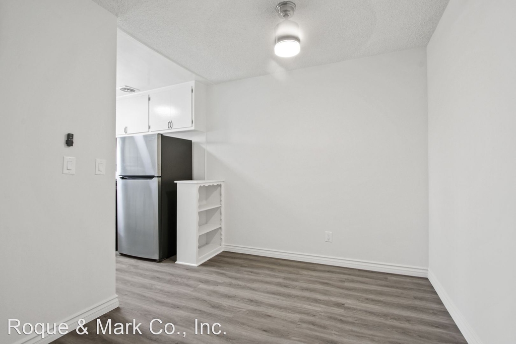 402 Montana Avenue - Photo 1