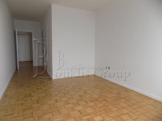 1 Bed Convertible 2 - Gold Street - Photo 2