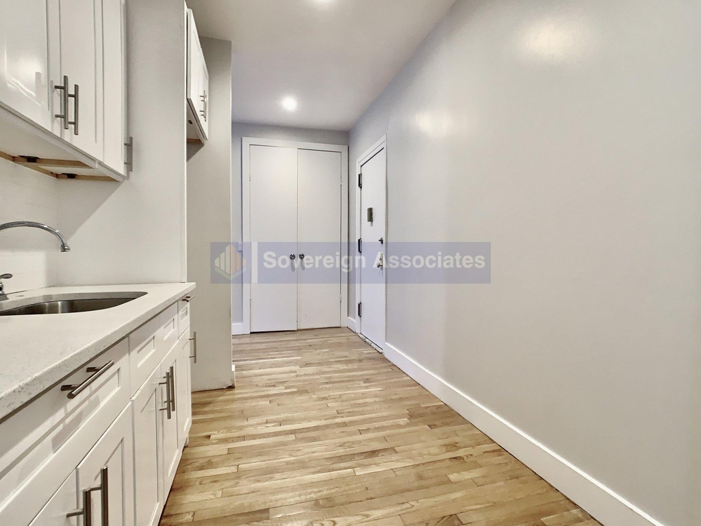 518 West 204th Street - Photo 5