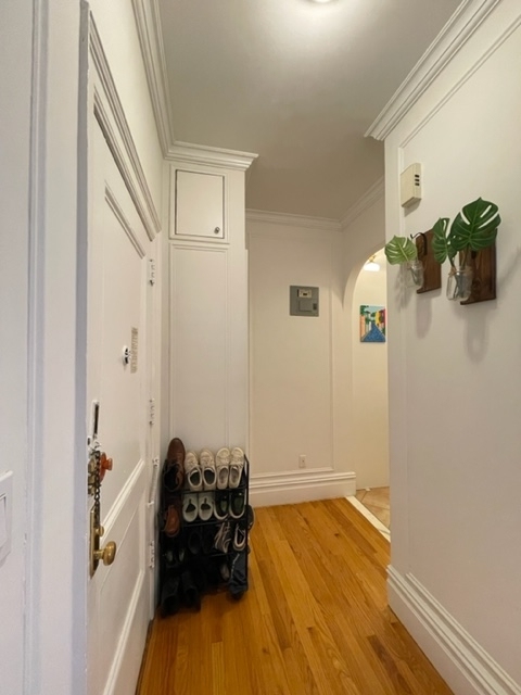 west 86th Street and Columbus Avenue - Photo 6