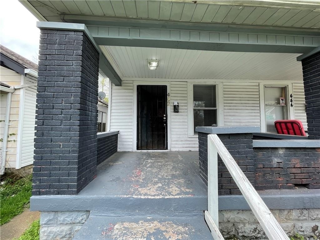 442 North Denny Street - Photo 1