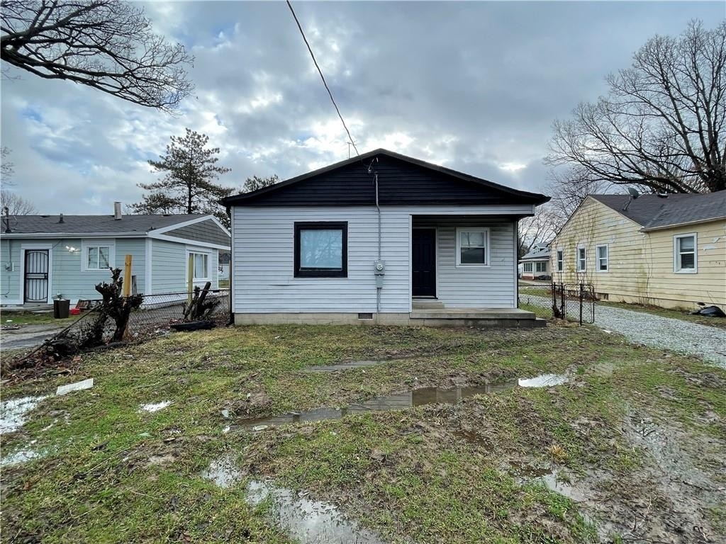 3630 North Denny Street - Photo 2