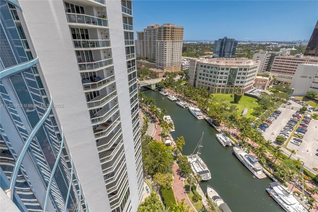 333 Las Olas Way - Photo 12