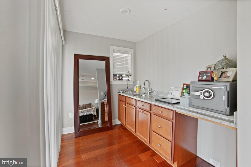 503 Crown Park Avenue - Photo 24