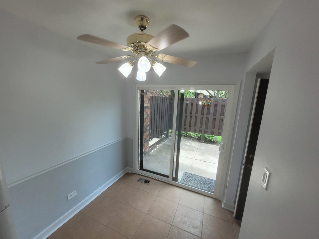 7309 Winthrop Way - Photo 11