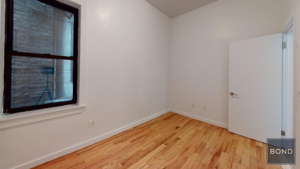 1502 First Avenue - Photo 5