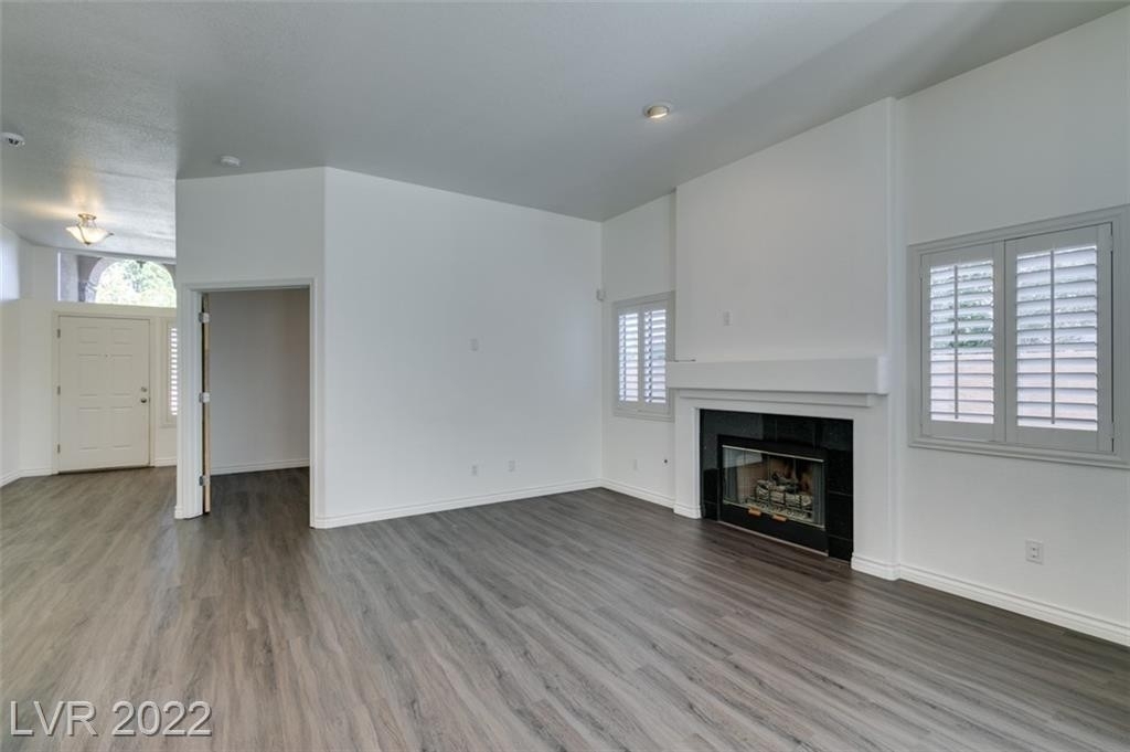 8709 Wintry Garden Avenue - Photo 11