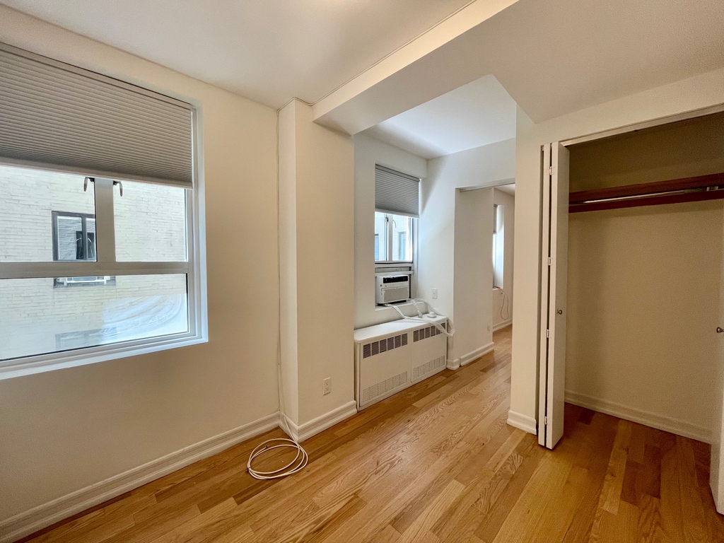 752 West End Avenue - Photo 6