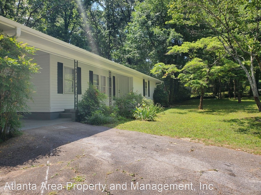 2235 Favor Rd, Sw - Photo 1