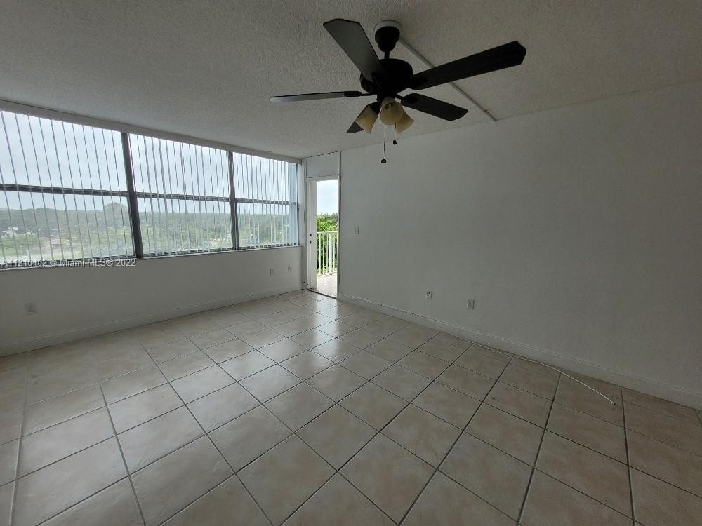 1200 Ne Miami Gardens Dr - Photo 5