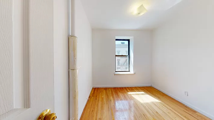 104 Second Ave - Photo 2