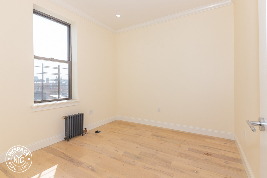 946 Bushwick Avenue - Photo 9