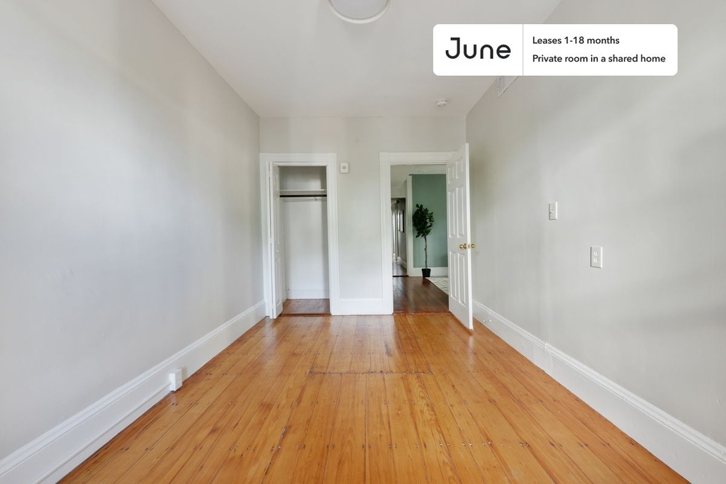 258 Prospect Street - Photo 2