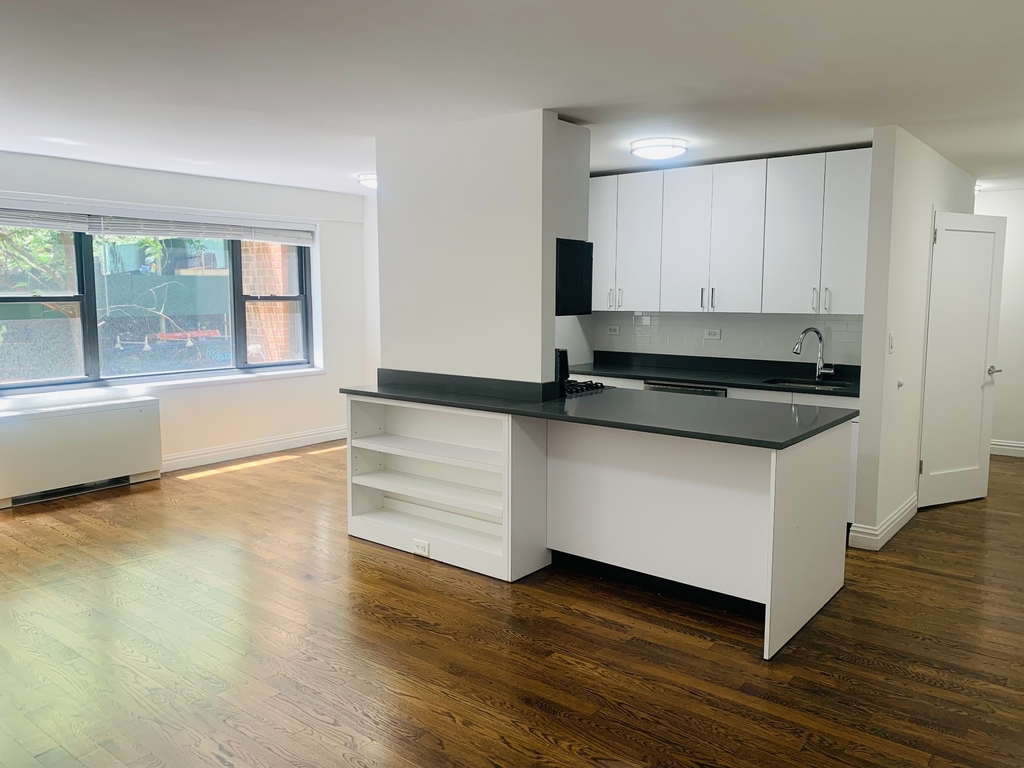 405 East 56th Street - Photo 1