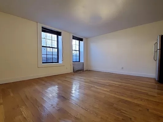 360 Franklin Avenue - Photo 1