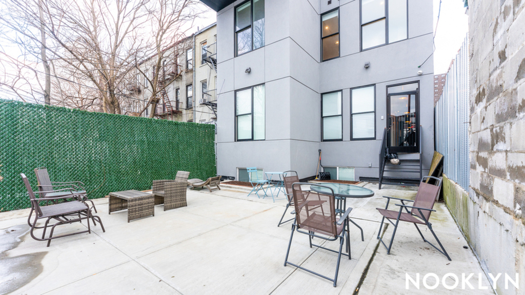 739 Park Avenue - Photo 6