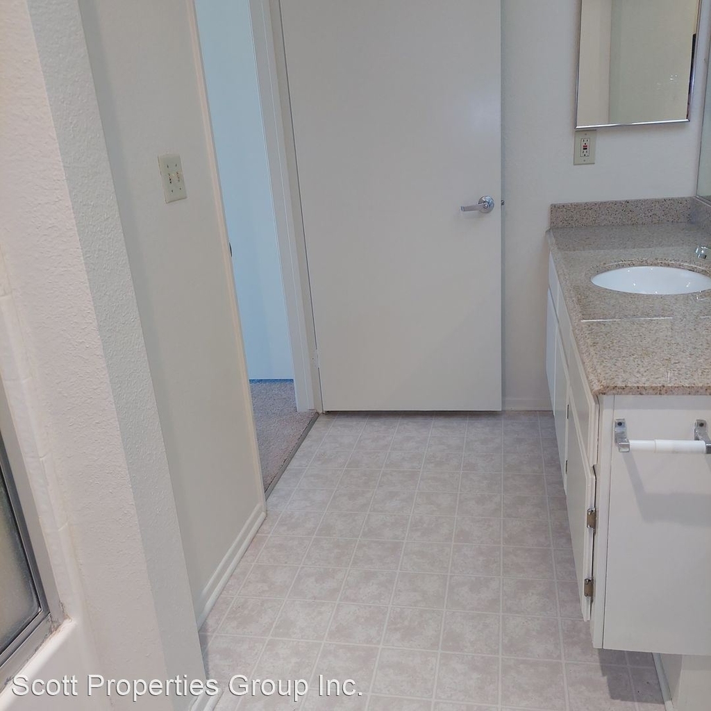 10750 Palms Blvd - Photo 15