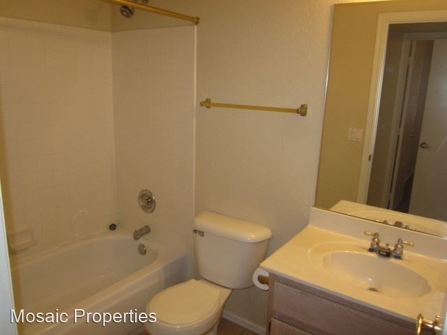 8359 W. Bluefield Avenue - Photo 11