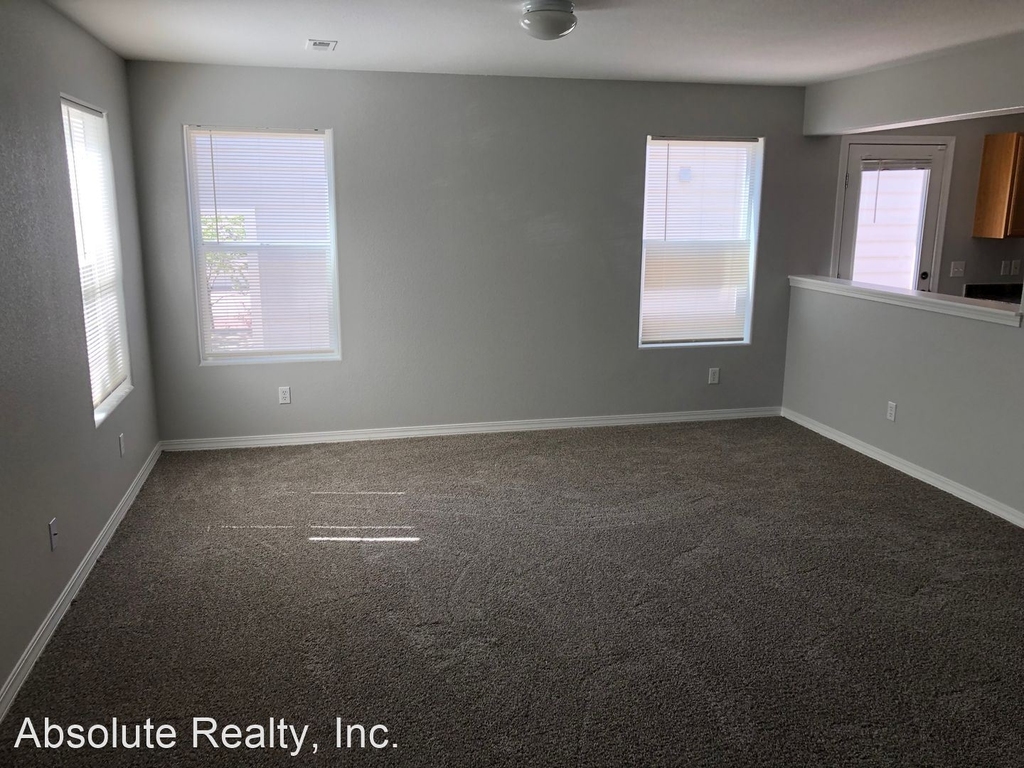 2227 Winter Blossom Point - Photo 1