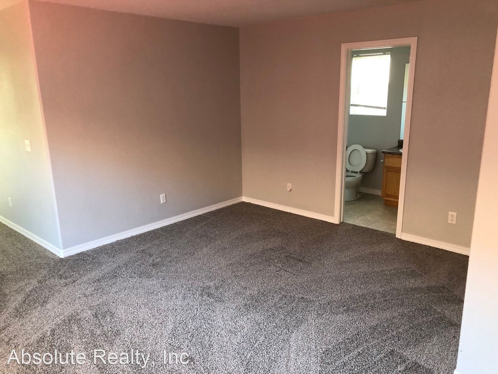 2227 Winter Blossom Point - Photo 11