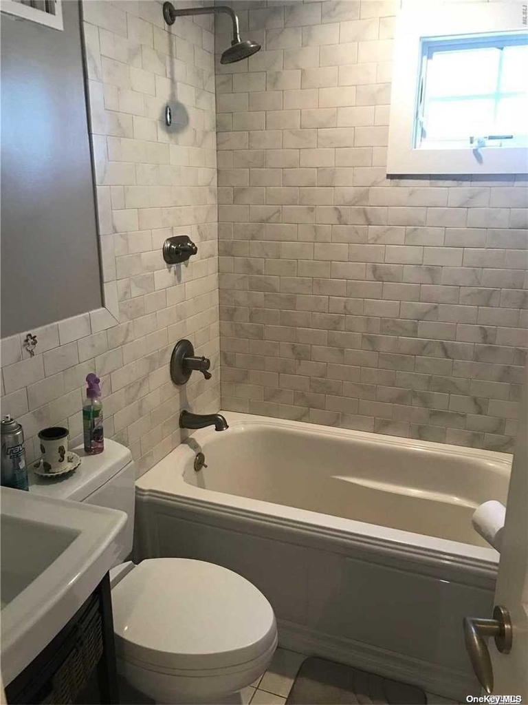 24 Buffalo Avenue - Photo 6
