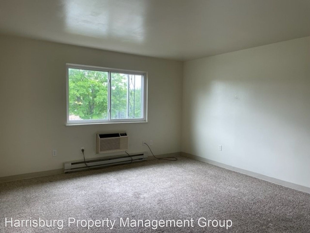 5660 Lancaster St - Photo 2