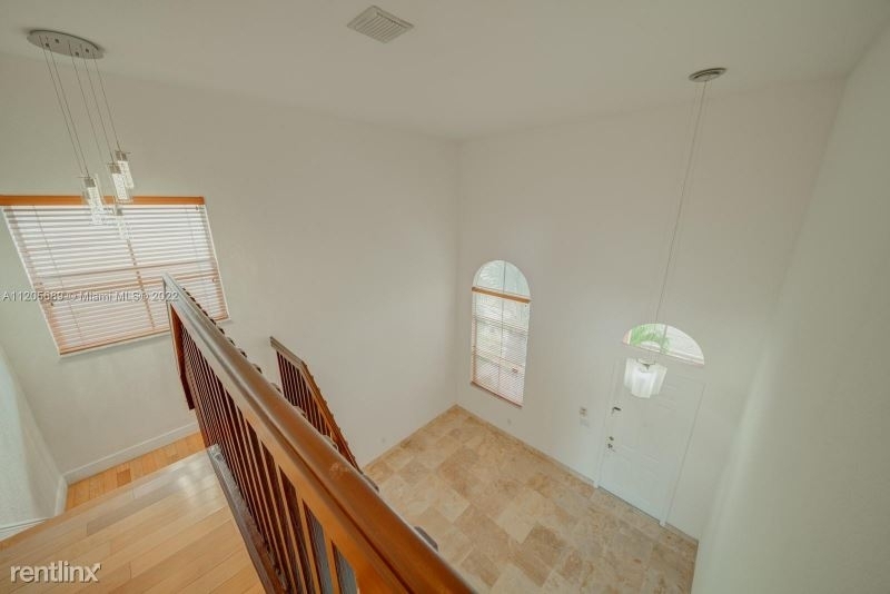 5035 Sw 155th Ave - Photo 7