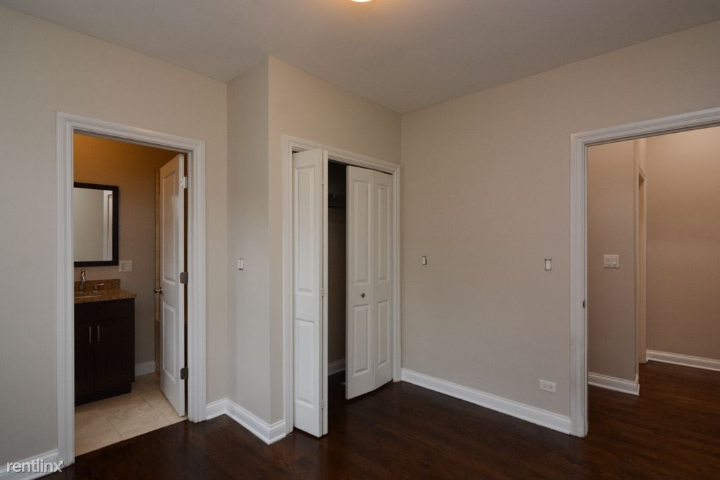 1758 W. Montrose, Unit 4 - Photo 15