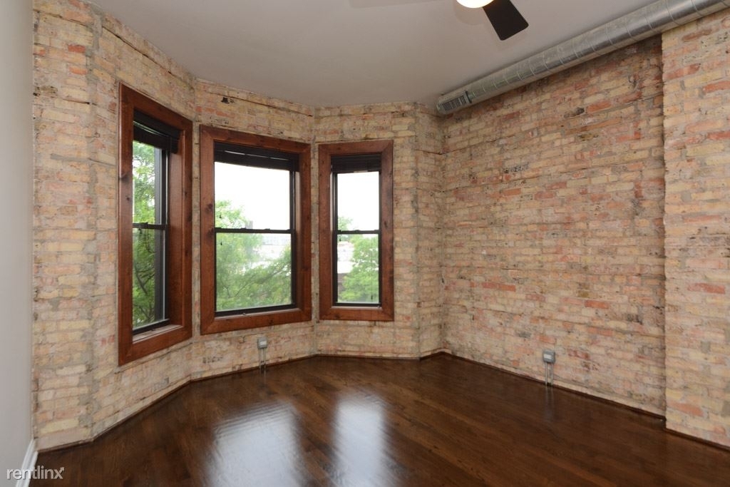 1758 W. Montrose, Unit 4 - Photo 5