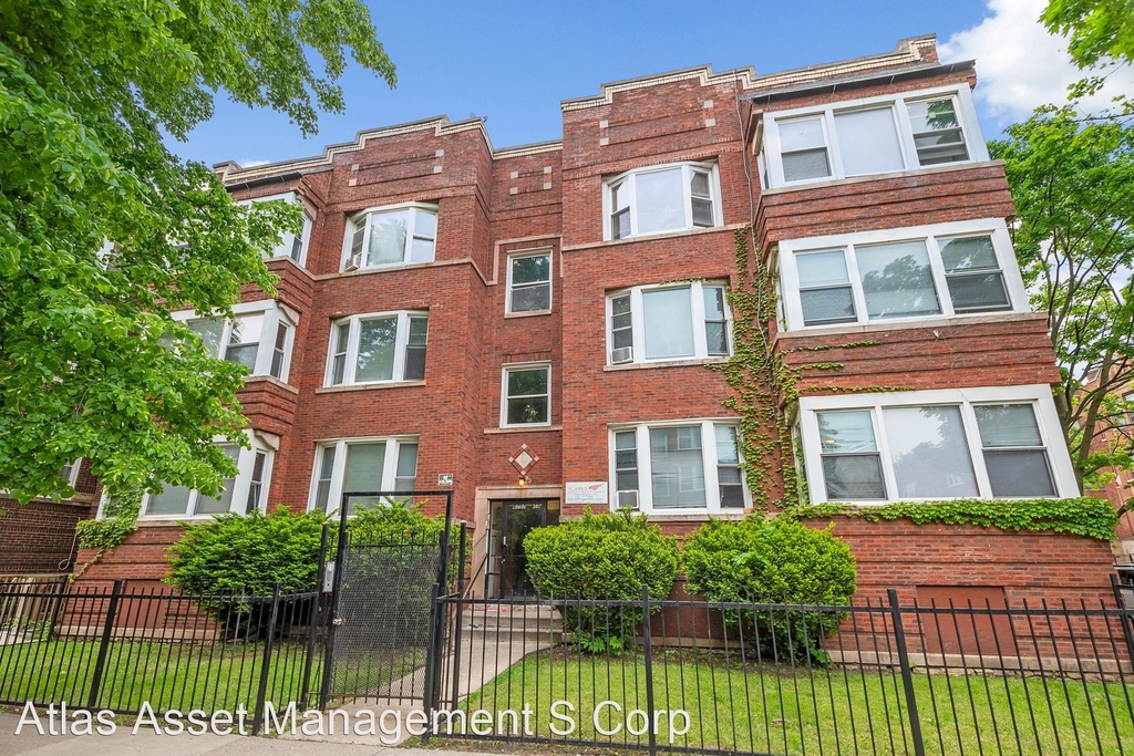 6757-6759 S Clyde Ave 2106-2108 E 68th St - Photo 1