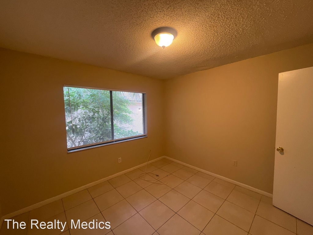 5201 Bonnie Brae - Photo 13