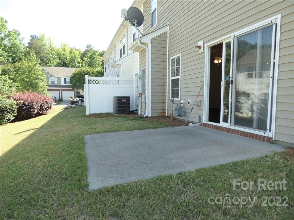 13612 Singleleaf Lane - Photo 17